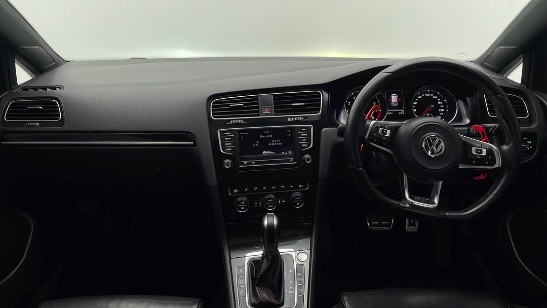 2016 Volkswagen Golf Gti, Automatic, 131431 km, Dashboard View