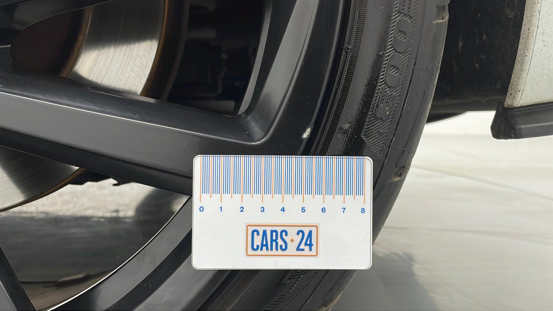 2016 Volkswagen Golf Gti, Automatic, 131431 km, Wheels Rim Rear LHS Chip