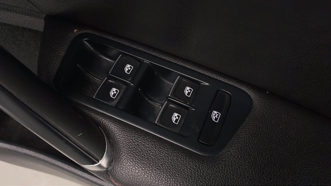 2016 Volkswagen Golf Gti, Automatic, 131431 km, Drivers Side Door Panel Controls