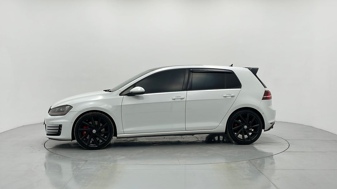 2016 Volkswagen Golf Gti, Automatic, 131431 km, Left Side View
