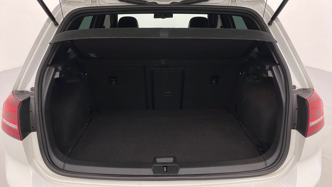 2016 Volkswagen Golf Gti, Automatic, 131431 km, Boot Inside View