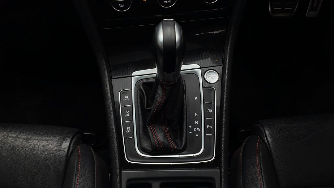 2016 Volkswagen Golf Gti, Automatic, 131431 km, Gear Lever 