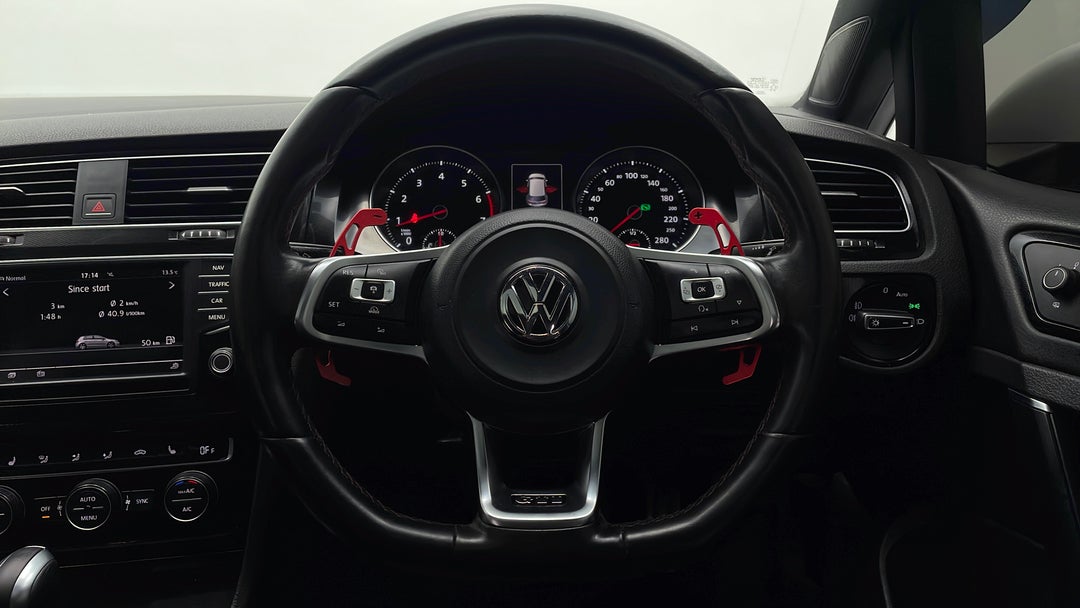 2016 Volkswagen Golf Gti, Automatic, 131431 km, Steering Wheel Close-up
