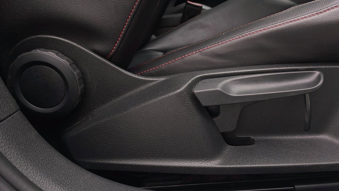 2016 Volkswagen Golf Gti, Automatic, 131431 km, Drivers Side Adjustment Panel