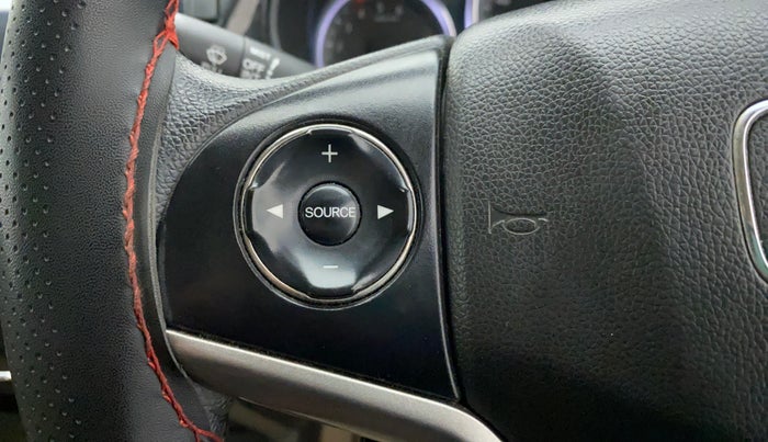 2018 Honda City 1.5L I-DTEC V, Diesel, Manual, 77,634 km, Steering wheel - Sound system control not functional