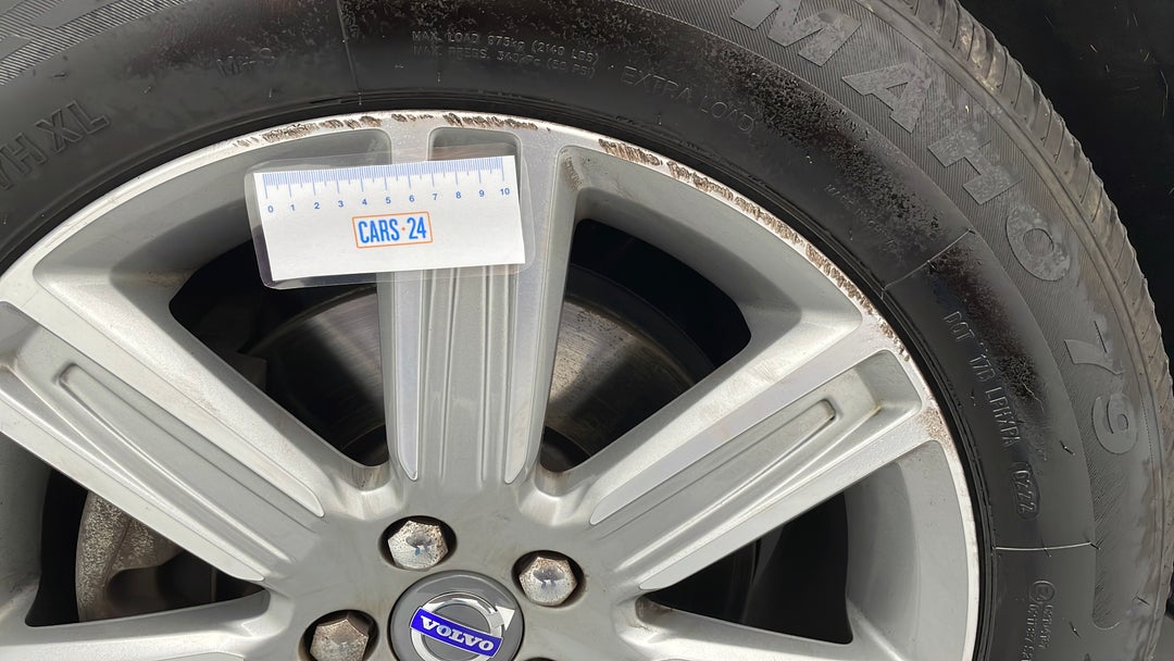 Wheels Rim Front LHS Scratch