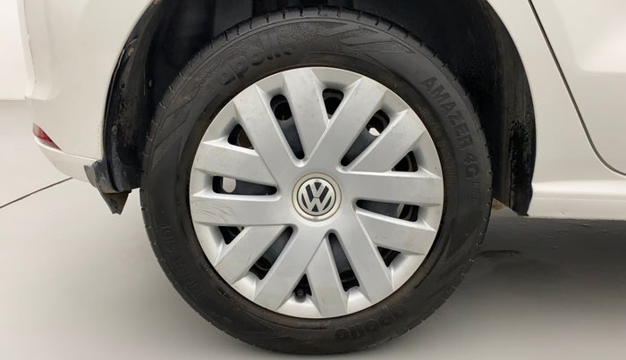 2016 Volkswagen Polo COMFORTLINE 1.5L, Diesel, Manual, 82,654 km, Right Rear Wheel