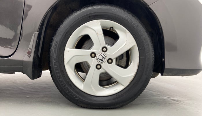 2015 Honda City V MT PETROL, Petrol, Manual, 80,094 km, Right Front Wheel