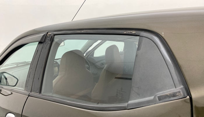 2016 Renault Kwid RXT 0.8, Petrol, Manual, 80,786 km, Rear left door - Door visor damaged