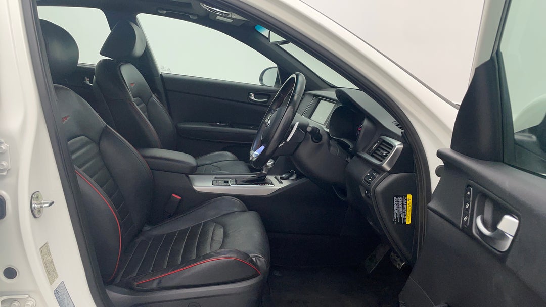 2019 Kia Optima Gt Nav (black Leather) Sunroof, Automatic, 117081 km, Right Side Front Door Cabin View