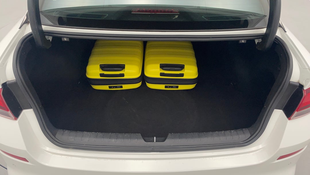 2019 Kia Optima Gt Nav (black Leather) Sunroof, Automatic, 117081 km, Boot Inside View with Luggage