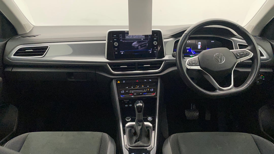 2022 Volkswagen T-roc 110tsi Style, Automatic, 46821 km, Dashboard View