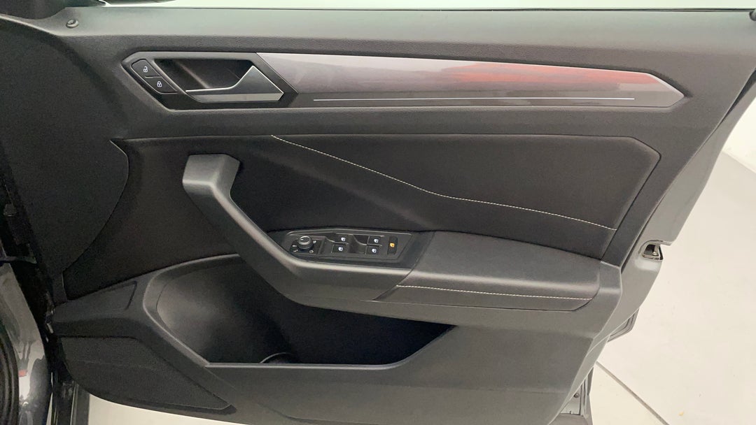 2022 Volkswagen T-roc 110tsi Style, Automatic, 46821 km, Speaker View