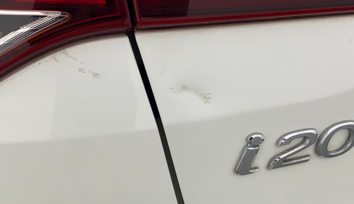 2016 Hyundai Elite i20 SPORTZ 1.2, Petrol, Manual, 9,009 km, Dicky (Boot door) - Slightly dented