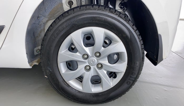 2016 Hyundai Elite i20 SPORTZ 1.2, Petrol, Manual, 9,009 km, Left Rear Wheel