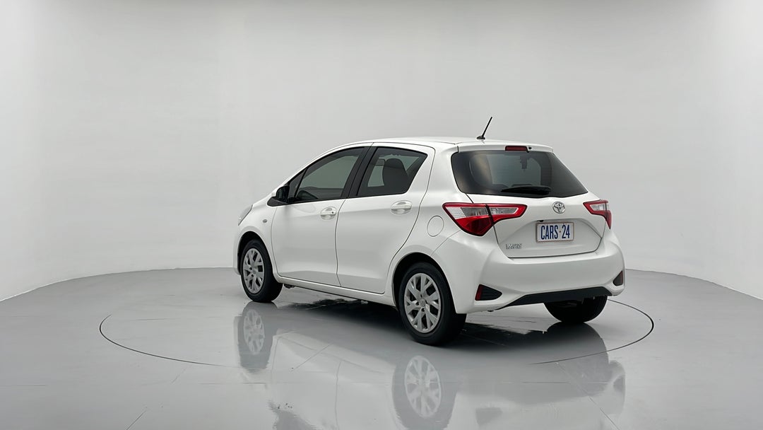 Left Back Diagonal (45- Degree) View