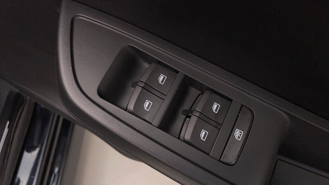 2021 MG 3 Auto Excite (with Navigation), Automatic, 17414 km, Drivers Side Door Panel Controls