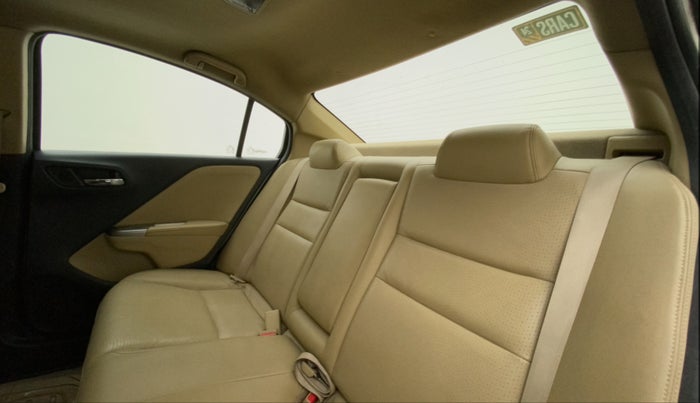 2015 Honda City 1.5L I-VTEC VX CVT, Petrol, Automatic, 47,484 km, Right Side Rear Door Cabin