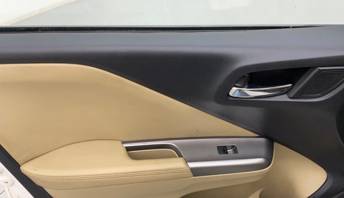 2015 Honda City 1.5L I-VTEC VX CVT, Petrol, Automatic, 47,484 km, Left front window switch / handle - Power window makes minor noise