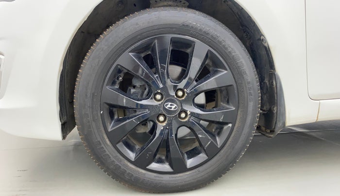 2015 Hyundai Verna FLUIDIC 4S 1.6 VTVT S(O), Petrol, Manual, 35,276 km, Left Front Wheel