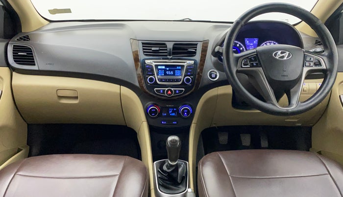 2015 Hyundai Verna FLUIDIC 4S 1.6 VTVT S(O), Petrol, Manual, 35,276 km, Dashboard