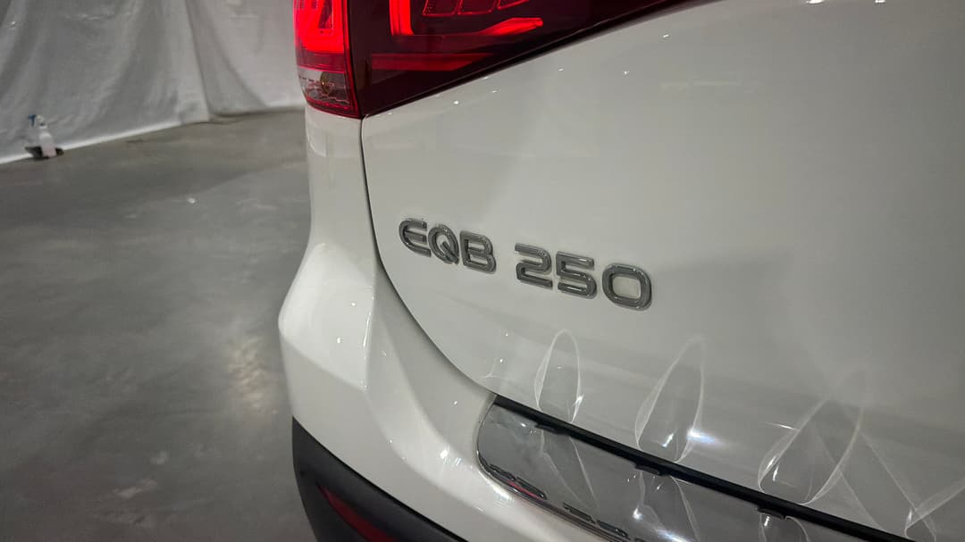 2022 Mercedes-benz Eqb 250, Automatic, 41050 km, Badge (Boot Left Side)