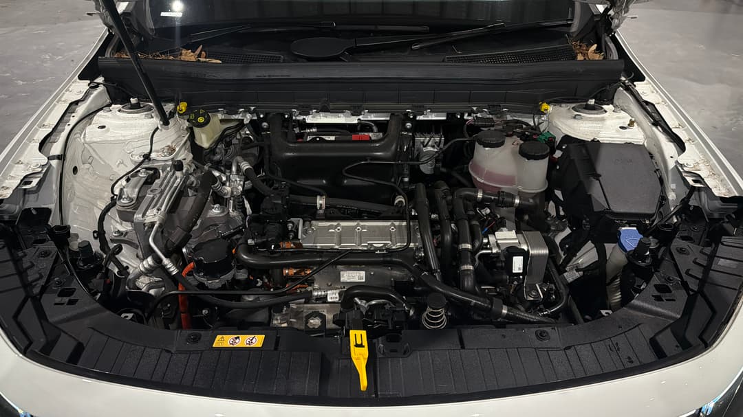 2022 Mercedes-benz Eqb 250, Automatic, 41050 km, Open Bonnet (Engine)