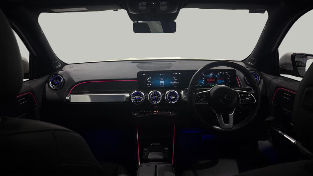 2022 Mercedes-benz Eqb 250, Automatic, 41050 km, Dashboard View