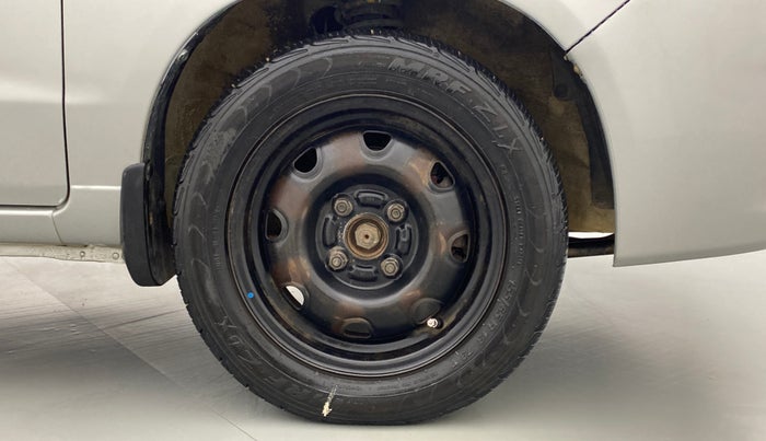2014 Maruti Alto K10 VXI P, Petrol, Manual, 39,097 km, Right Front Wheel