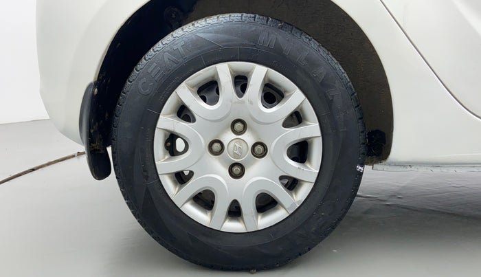 2011 Hyundai i20 MAGNA (O) 1.2, Petrol, Manual, 73,221 km, Right Rear Wheel