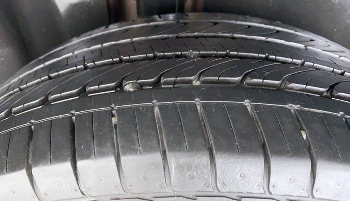 2020 MG HECTOR PLUS SHARP DCT, Petrol, Automatic, 34,287 km, Right Rear Tyre Tread