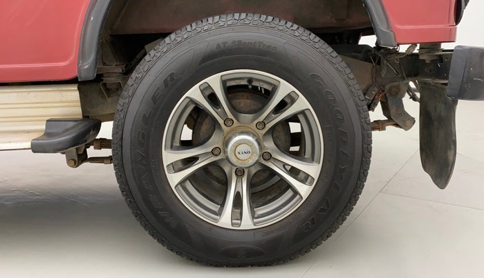 2011 Mahindra Thar CRDE 4X4 AC, Diesel, Manual, 60,803 km, Left Rear Wheel