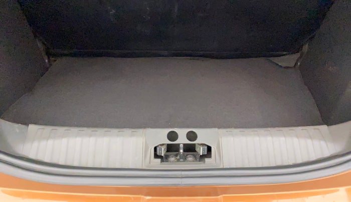 2019 Ford FREESTYLE TITANIUM 1.5 DIESEL, Diesel, Manual, 64,774 km, Boot Inside