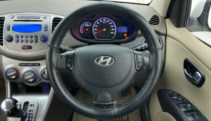2012 Hyundai i10 ASTA 1.2 AT KAPPA2 WITH SUNROOF, Petrol, Automatic, 41,966 km, Steering Wheel Close Up
