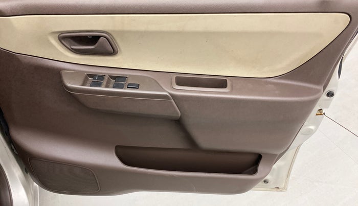 2012 Maruti Zen Estilo VXI, Petrol, Manual, 1,00,105 km, Driver Side Door Panels Control