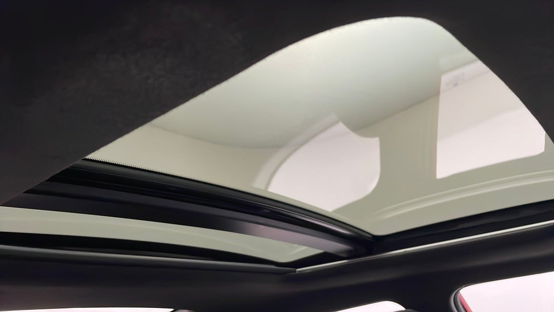 Interior Sunroof/Moonroof