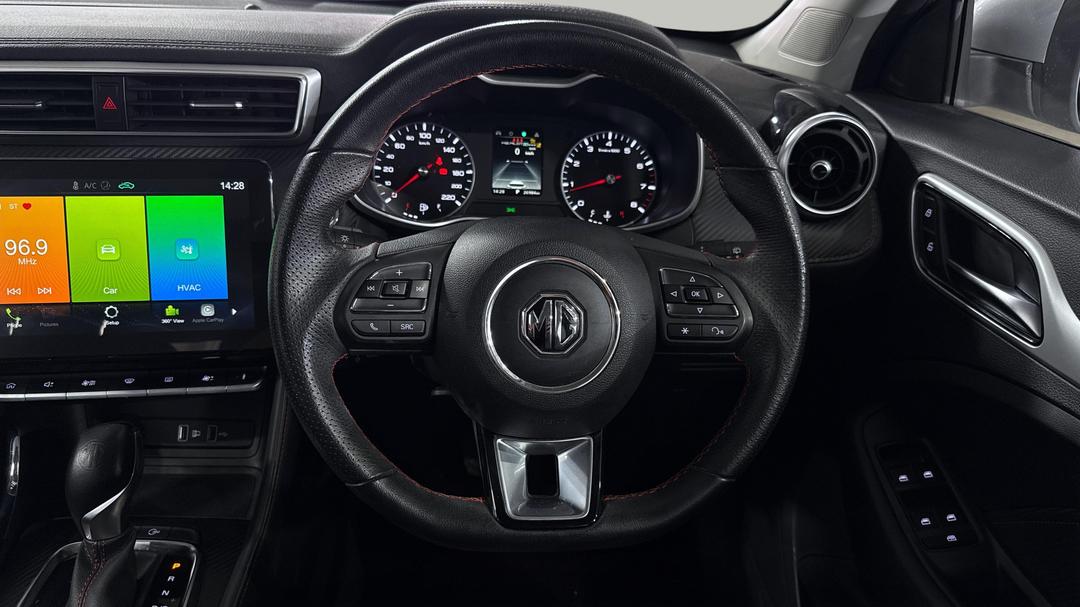 2022 MG Zst Core, Automatic, 26984 km, Steering Wheel Close-up