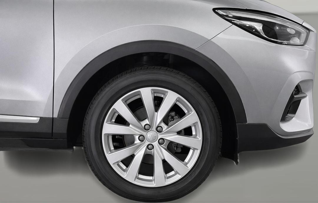 2022 MG Zst Core, Automatic, 26984 km, Right Front Wheel