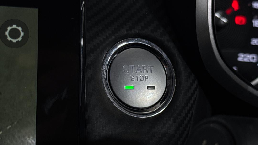 2022 MG Zst Core, Automatic, 26984 km, Keyless / Button Start