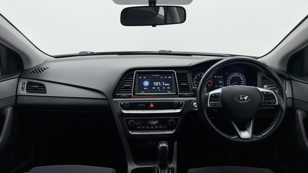2018 Hyundai Sonata Active, Automatic, 144993 km, Dashboard View