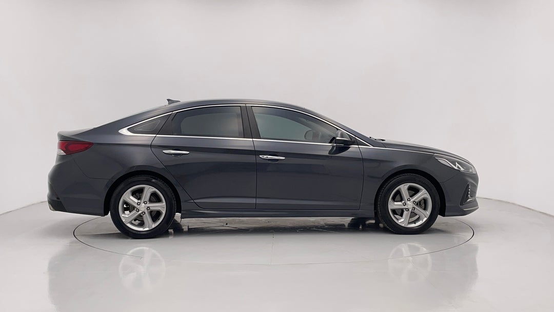 2018 Hyundai Sonata Active, Automatic, 144993 km, Right Side View