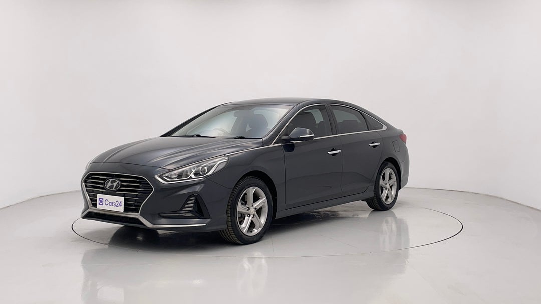 2018 Hyundai Sonata Active, Automatic, 144993 km, Left Front Diagonal (45- Degree) View