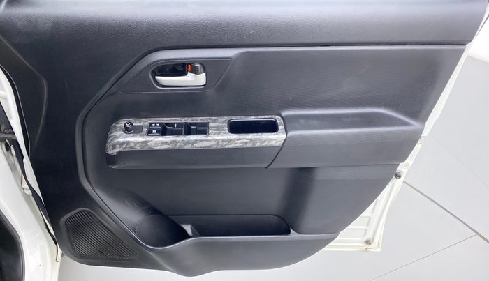 2019 Maruti New Wagon-R VXI 1.2L, Petrol, Manual, 24,131 km, Driver Side Door Panels Control