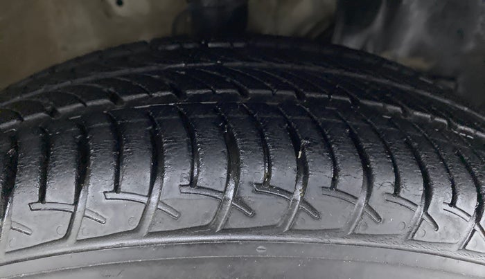 2019 Maruti New Wagon-R VXI 1.2L, Petrol, Manual, 24,131 km, Right Front Tyre Tread