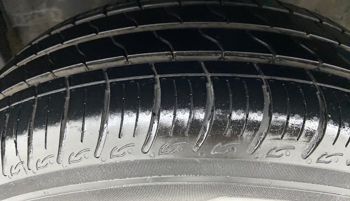 2018 Honda Amaze 1.2 S (O) MT I VTEC, Petrol, Manual, 46,573 km, Left Front Tyre Tread