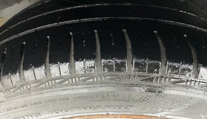 2018 Honda Amaze 1.2 S (O) MT I VTEC, Petrol, Manual, 46,573 km, Right Rear Tyre Tread
