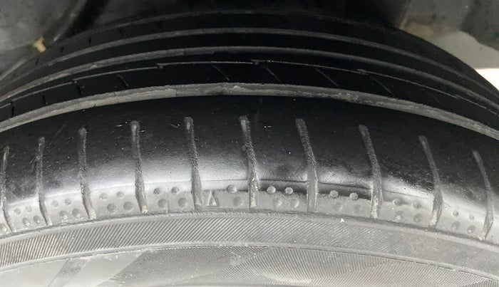 2018 Honda Amaze 1.2 S (O) MT I VTEC, Petrol, Manual, 46,573 km, Left Rear Tyre Tread