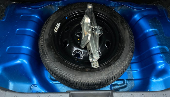 2016 Maruti Alto K10 VXI P, Petrol, Manual, 15,832 km, Spare Tyre
