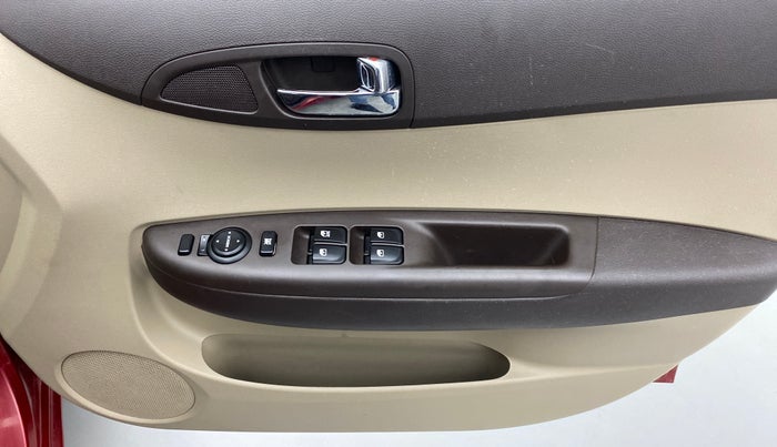 2010 Hyundai i20 ASTA 1.2, Petrol, Manual, 47,651 km, Driver Side Door Panels Control