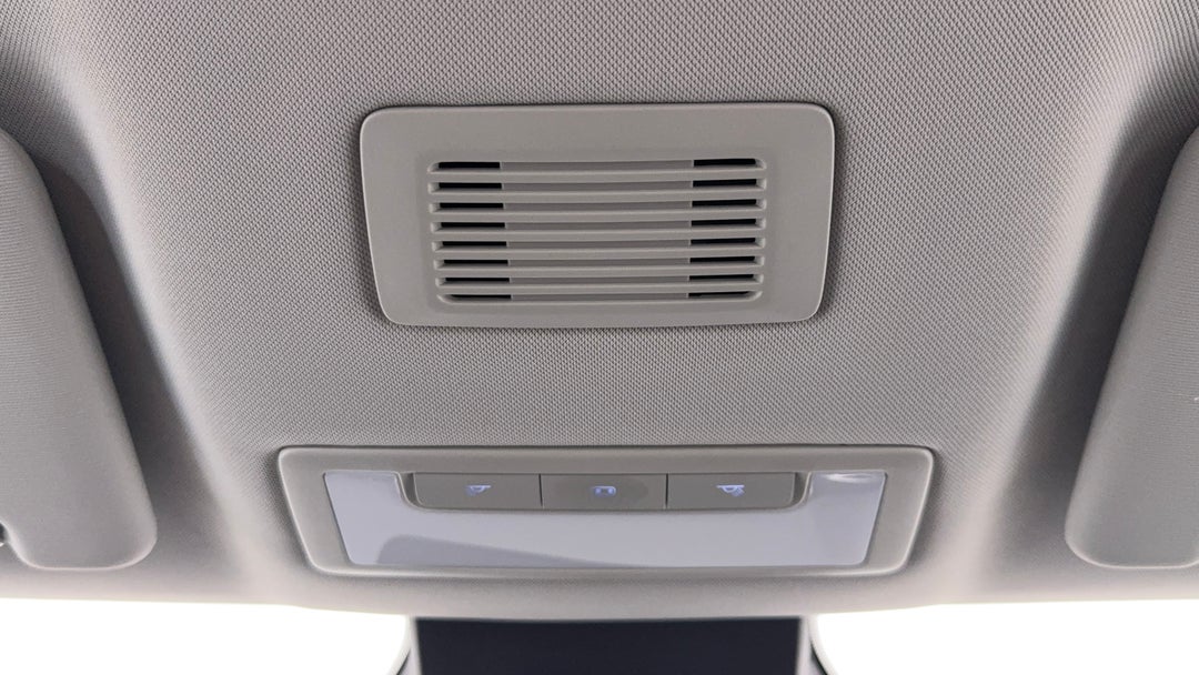 2023 MG Zst Core, Automatic, 11897 km, On-Roof Controls/Sunglass holder